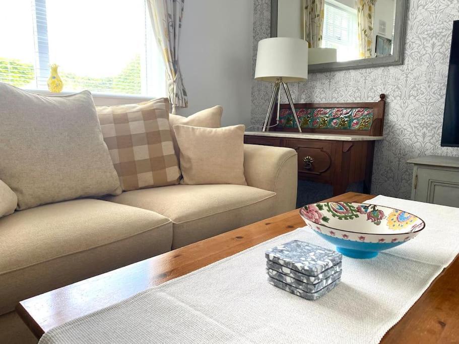 Glenburn, Private Studio Accommodation In Fochabers Extérieur photo