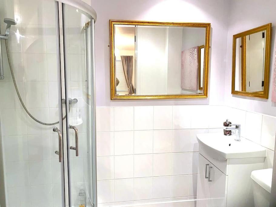 Glenburn, Private Studio Accommodation In Fochabers Extérieur photo